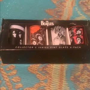 The Beatles Collectors Series Pint Glass 4-Pack